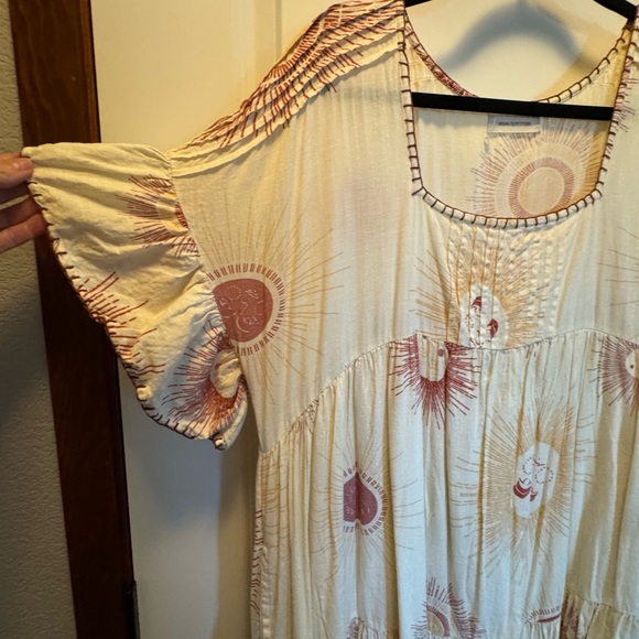 Urban Outfitters Cream and Brown Midi Dress - Picture 3 of 7